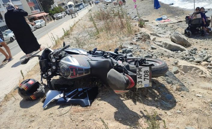 Yalova’da motosiklet yayaya çarptı: 2 yaralı