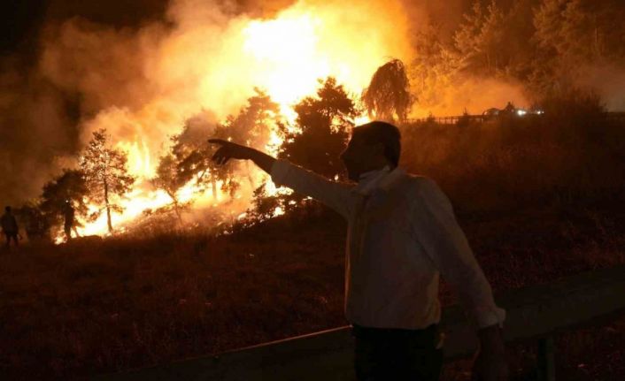 Yangın şehitleri başkana sarılıp ayran ikram etmişler