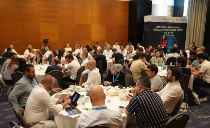 Yapay zeka ile kurumsal dönüşüm masaya yatırıldı