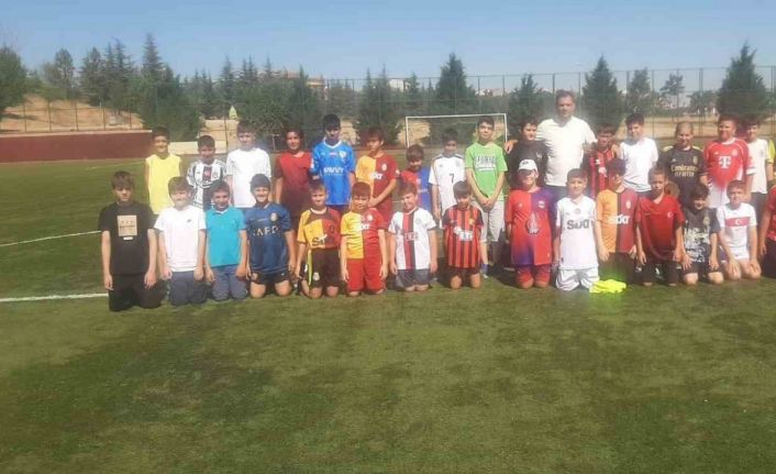 Yaz Spor Okulu tüm hızıyla devam ediyor