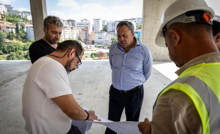 Yeni hizmet binası çalışmalarını denetledi