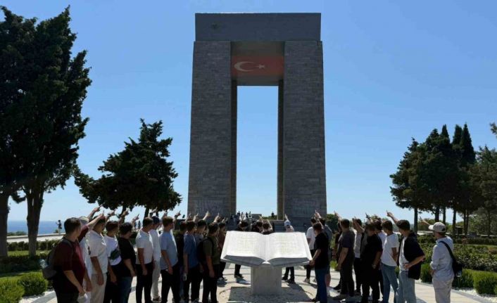 Yeşilyurt Genç Meclis Üyeleri Çanakkale’de tarihi mekanları inceledi