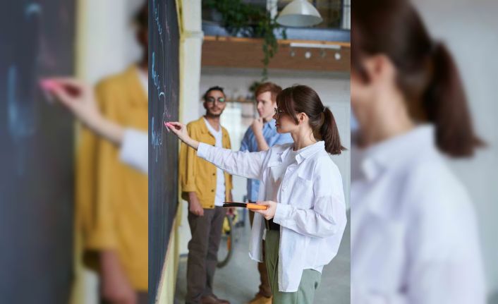 YKS gençleri için ücretsiz tercih danışmanlığı AKM önünde başlıyor