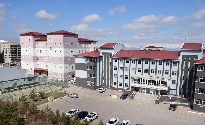 YKS’de Erzurum Nurettin Topçu Sosyal Bilimler Lisesi rüzgarı