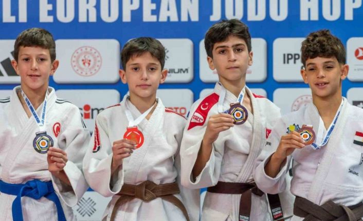 Yunusemreli judocular Avrupa Kupası’ndan iki madalya ile döndü