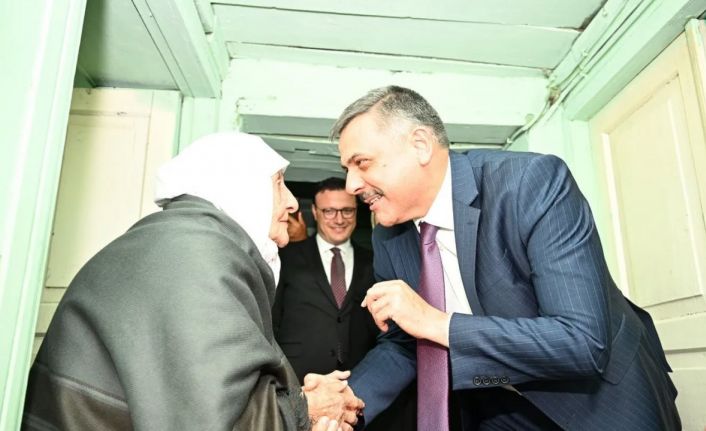 102 yaşındaki Mühibe Nine’ye vefa ziyareti