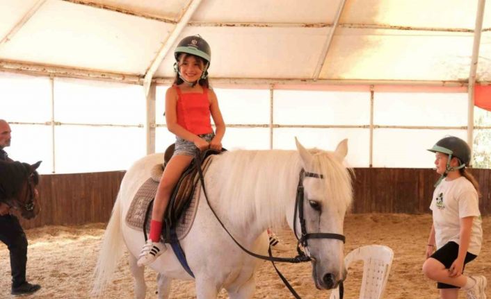 22 bin 686 çocuğa ücretsiz binicilik eğitimi