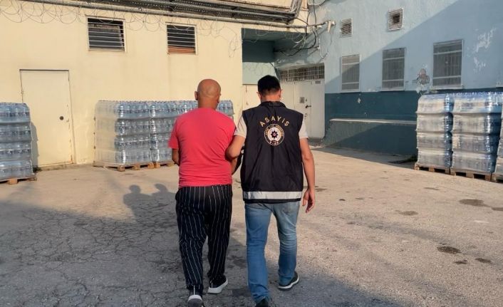 37 yıl hapis cezasıyla aranan firari hükümlüyü polis ekipleri yakaladı