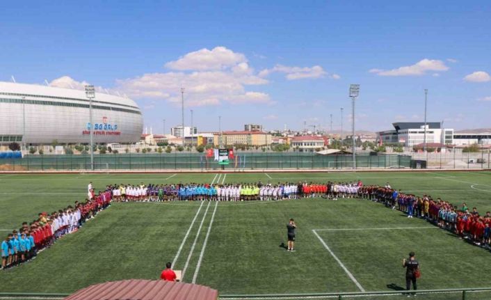 4. geleneksel U12 Sivasspor Cup başladı
