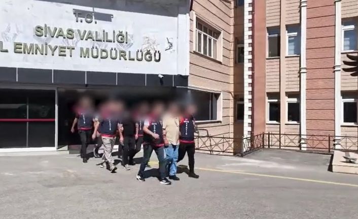 6 farklı ilde onlarca milyon lira dolandırdı, yakayı ele verdi