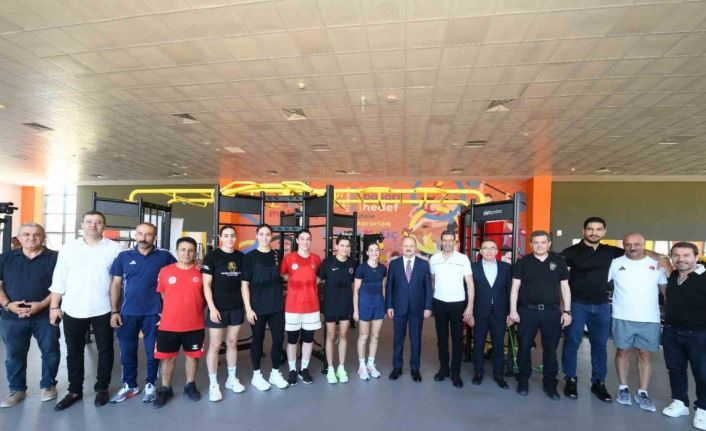 A Milli Takımlar, Dünya Şampiyonası öncesi uluslararası ortak kamplarda