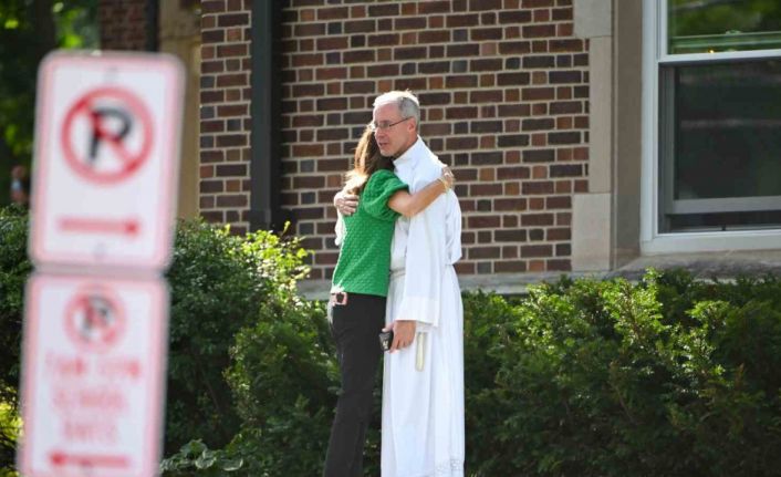 ABD’de ilkokula düzenlenen silahlı saldırıda 8 ve 10 yaşlarındaki 2 çocuk öldü