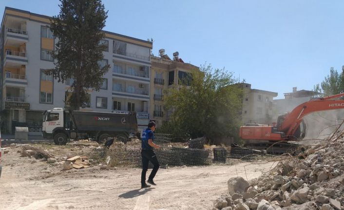 Adıyaman Belediyesi’nden inşaat firmalarına sıkı denetim