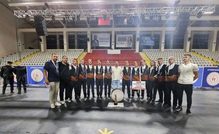 Ağrı ekibi halk oyunlarında Türkiye şampiyonu oldu