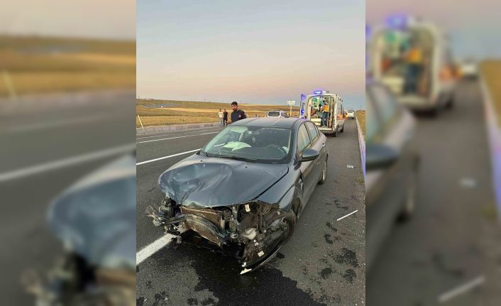 Ağrı’da dönüş yasağını ihlal eden manevra kazaya yol açtı: 1 yaralı