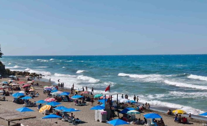 Akçakoca’da denize girilmemesi kararı alındı