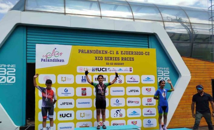 Akhisarlı bisikletçiler Türkiye Şampiyonasında göz doldurdu