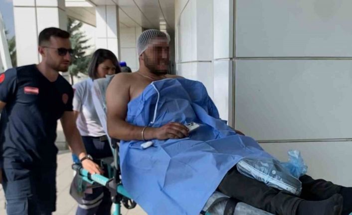 Aksaray’da bıçaklı ve sopalı kavga: 2 yaralı