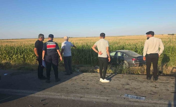 Aksaray’da kazada iki otomobil mısır tarlasına savruldu: 7 yaralı