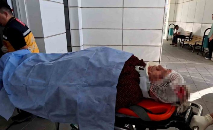 Aksaray’da otomobil kamyonetle çarpıştı: 1’i ağır 5 yaralı