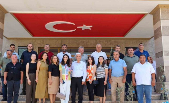 Aksulu üreticilere Çiftçi Kart Çipleri teslim edildi