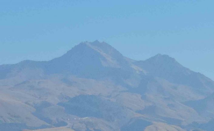 Alacaklılar dikkat: Erciyes’in karı eridi