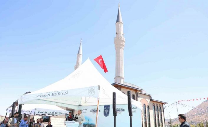 Ali Erkara Cami ibadete açıldı