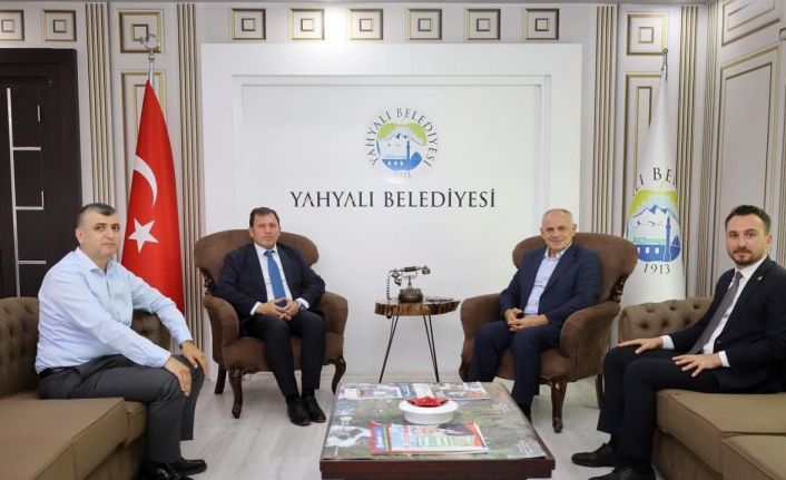 Ali İhsan Kabakcı’dan teşekkür plaketi