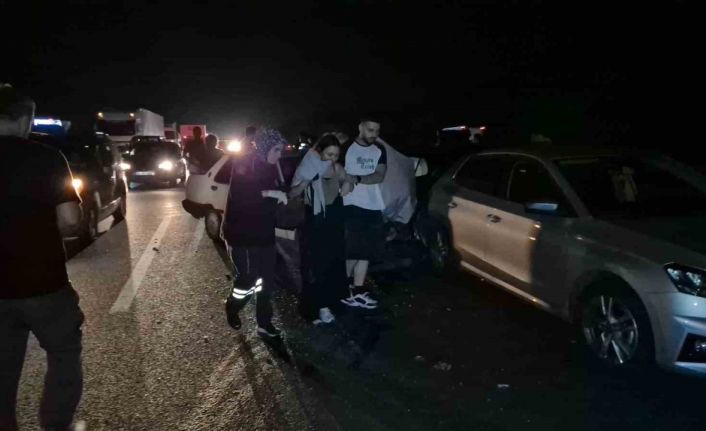 Anadolu Otoyolu’nda zincirleme kaza: 4 yaralı