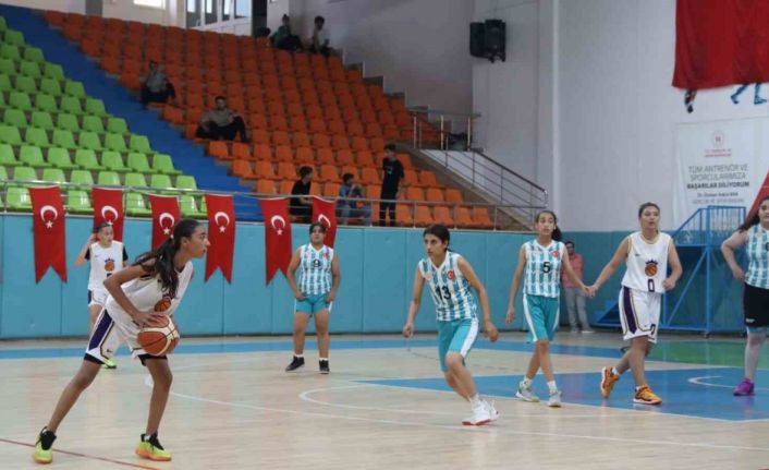 ANALİG basketbol yarı final heyecanı Elazığ’da başladı