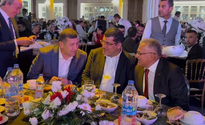 Anjiyo olan Büyükkılıç, düğüne katıldı