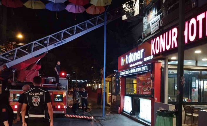 Ankara’da 4 katlı binada yangın çıktı