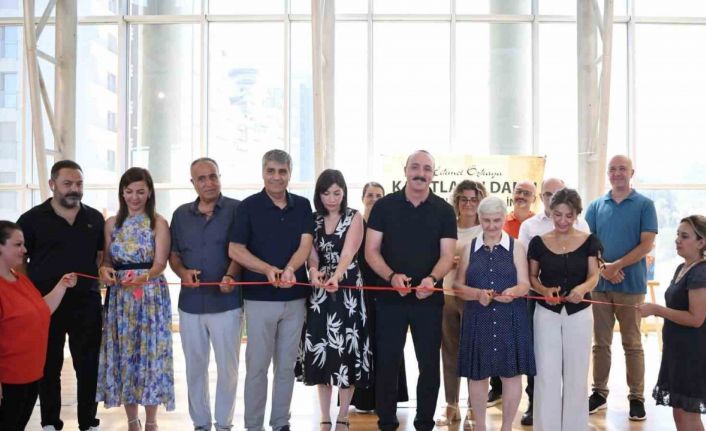 Anlamlı serginin açılışını başkan Kotan yaptı