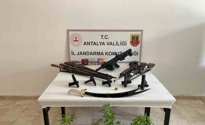 Antalya’da silah kaçakçılarına operasyon: 5 gözaltı