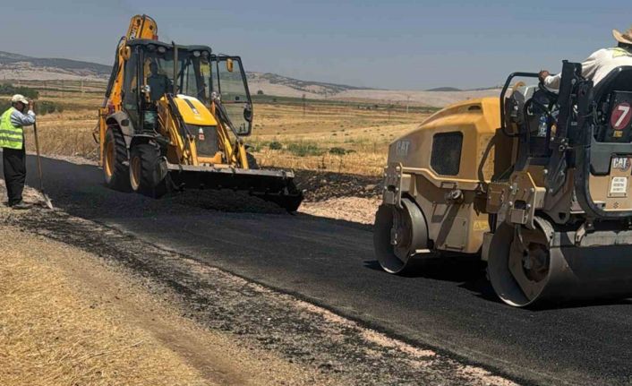 Araban Altınpınar ve Karababa yollarında bakım onarım çalışmaları devam ediyor