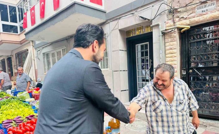 Arınç, pazarcı esnafını dinledi