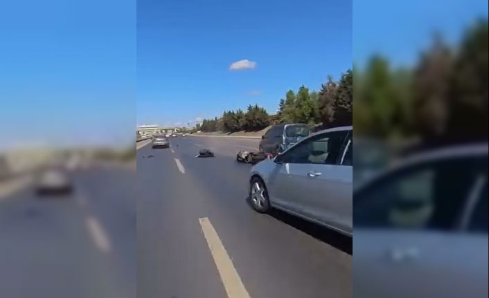 Arnavutköy’de motosikletli, araç altında kalmaktan son anda kurtuldu