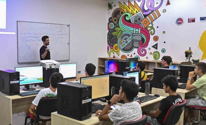 ASSİM’de robotik kodlama dersi ile teknolojiye ilk dokunuş