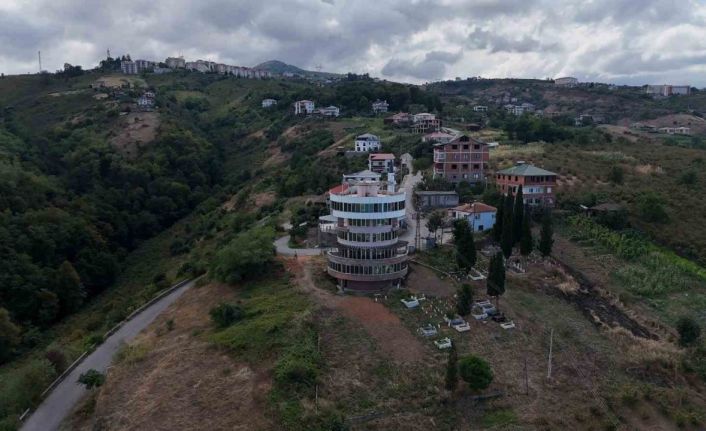 Atıl durumda bulunan bina Alzheimer Gündüz Bakımevi olarak hizmet verecek