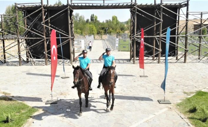 Atlı jandarma birlikleri, Malazgirt kutlamalarına renk kattı