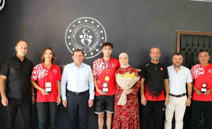 Avrupa Şampiyonu’na coşkulu karşılama