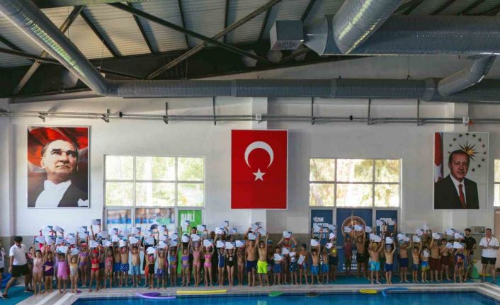 Aydın’da 500 kişi yüzme sertifikasını aldı
