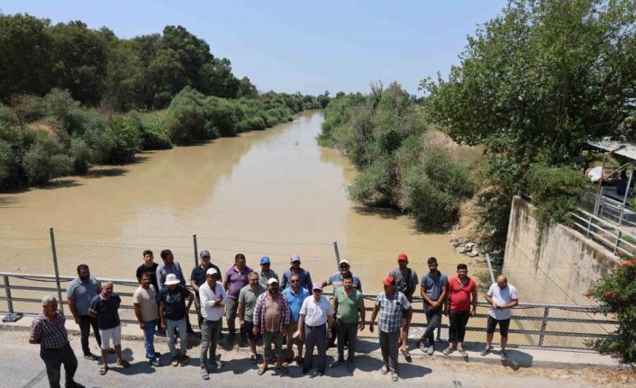 Aydın’da çiftçilerin su eylemi