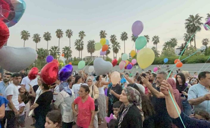 Babasının sosyal medya paylaşımı üzerine gökyüzü, Yağmur’un umut balonlarıyla rengarenk oldu