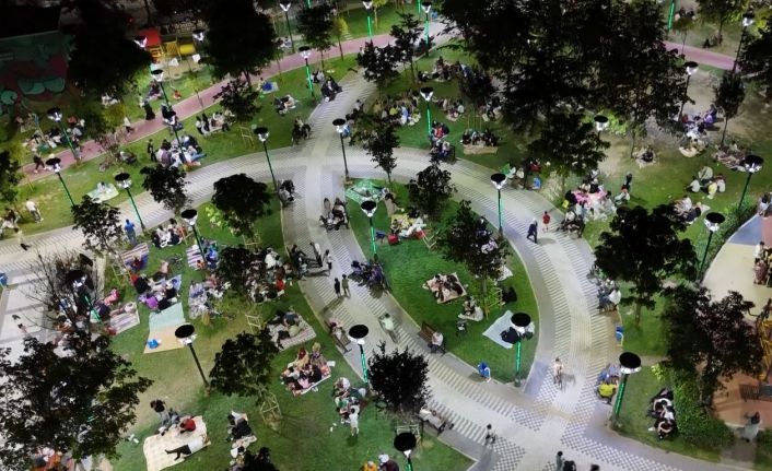 Bahçelievler’de vatandaşlar parklara akın etti