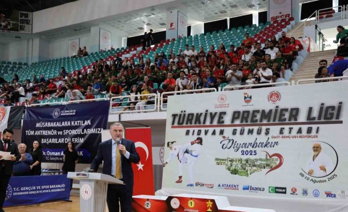 Bakan Bak: "Diyarbakır’a yaklaşık 3.5 milyar lira spor yatırımı, tesis yatırımı yapacağız"