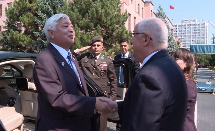 Bakan Güler, Japon mevkidaşı Nakatani ile bir araya geldi