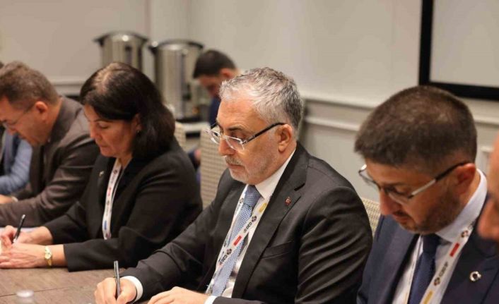 Bakan Işıkhan, Singapur İşgücü Bakanı Leng ve Birleşik Krallık McGovern ile görüştü