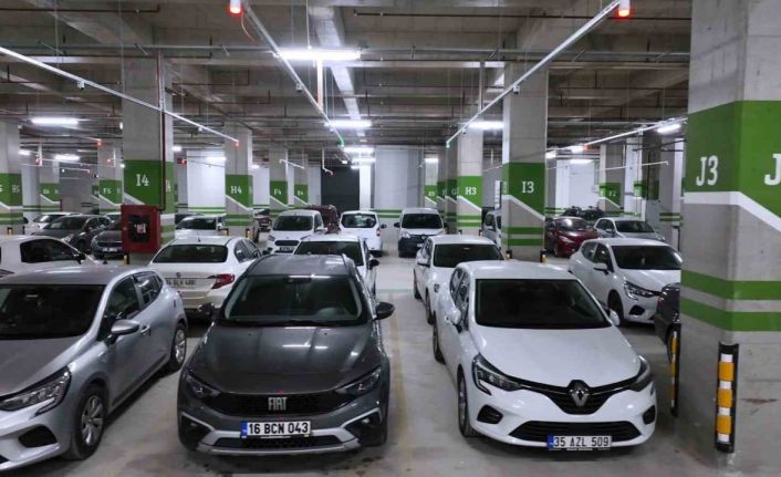 Bakan Kurum: "Vatandaşlarımıza hayatı kolaylaştırmak için şehirlerimize yeni alanlar açıyoruz"