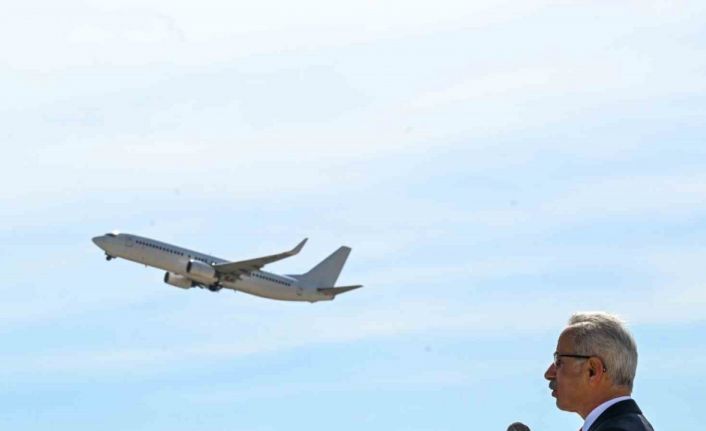 Bakan Uraloğlu’ndan uçaklarda powerbank uyarısı